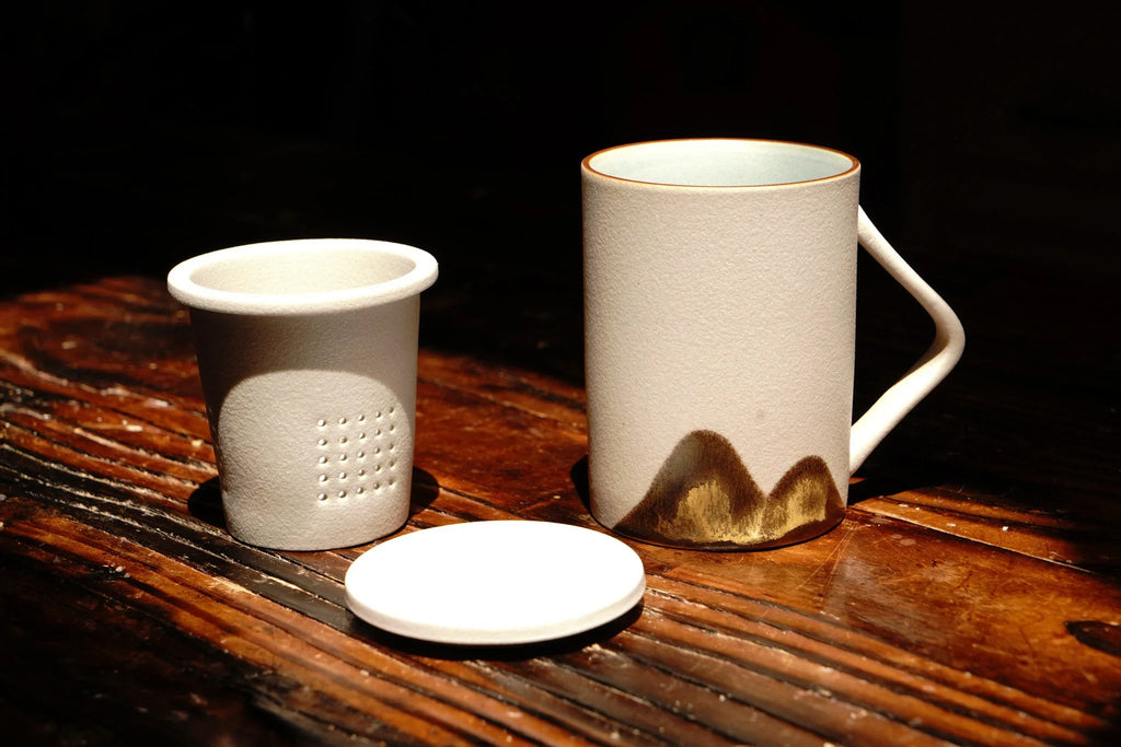 Mountain Glaze Ceramic Tea Mug with Strainer