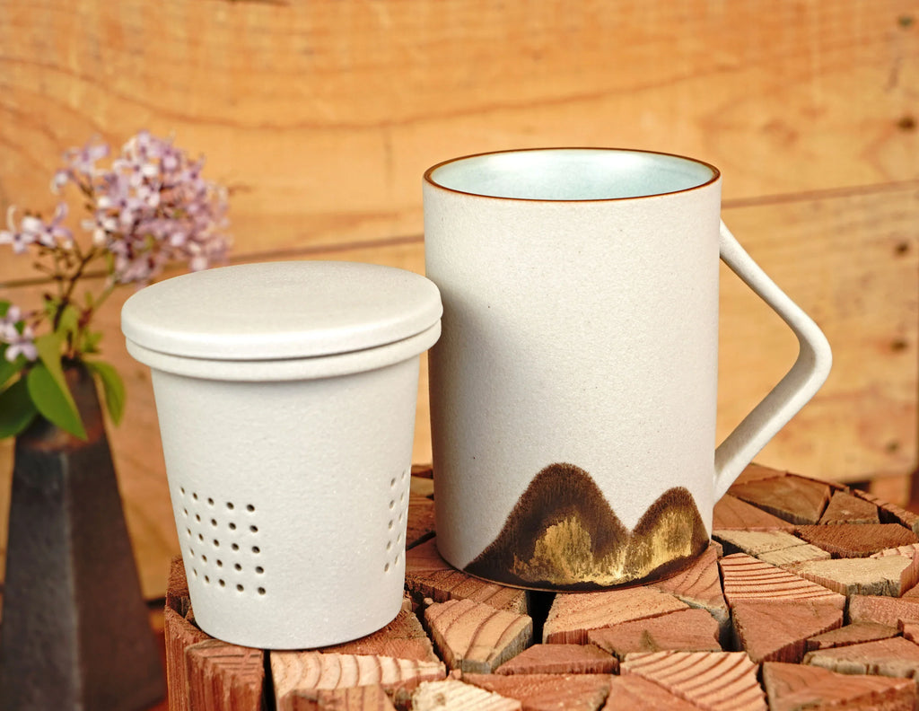 Mountain Glaze Ceramic Tea Mug with Strainer