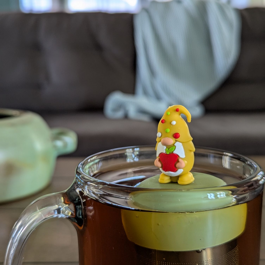 Floating Fall Apple Gnome Tea Infuser - Cute Tea Infuser for Loose Leaf Tea