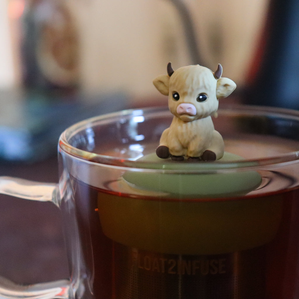 Floating Blonde Baby Cow Tea Infuser - Cute Animal Tea Infuser for Loose Leaf Tea