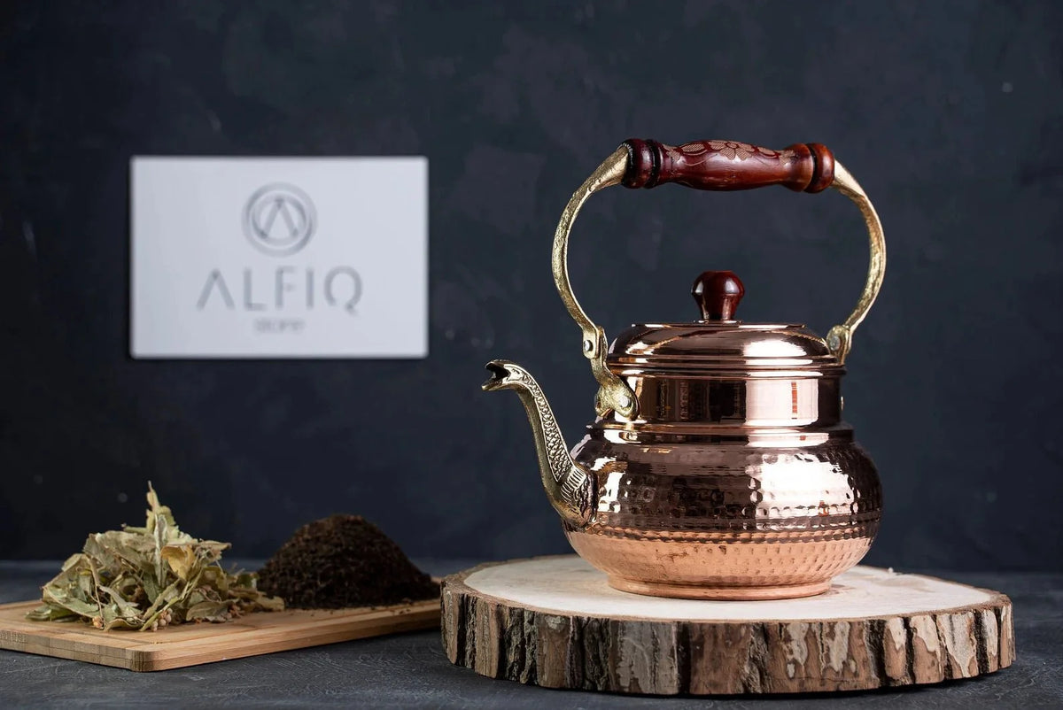 Handmade Copper Stovetop Teapot with Wooden Handle – 1.6 qt